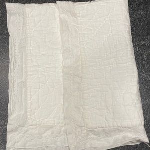 Pottery Barn Kids Linen White Crib Quilt